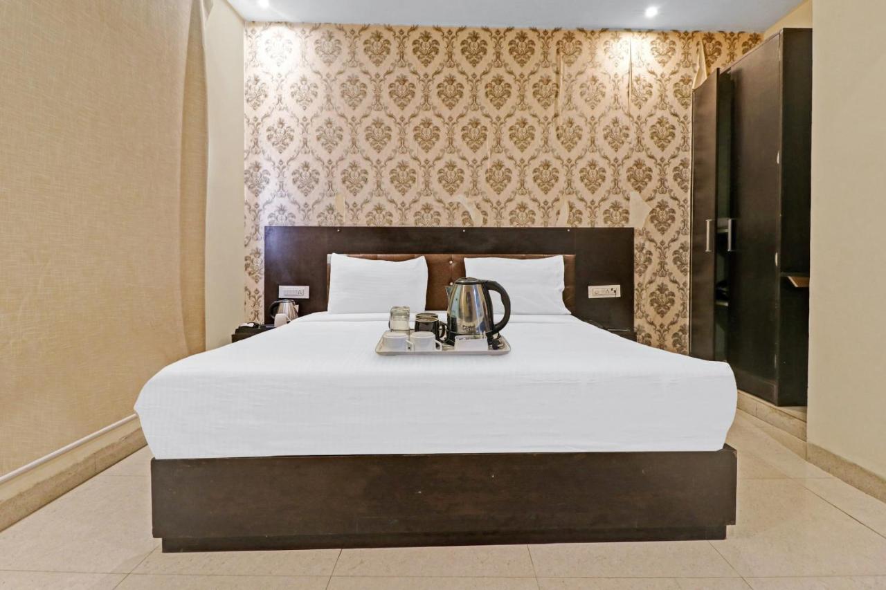 Oyo 23368 Boutique Hotel Paragon Нью-Делі Екстер'єр фото