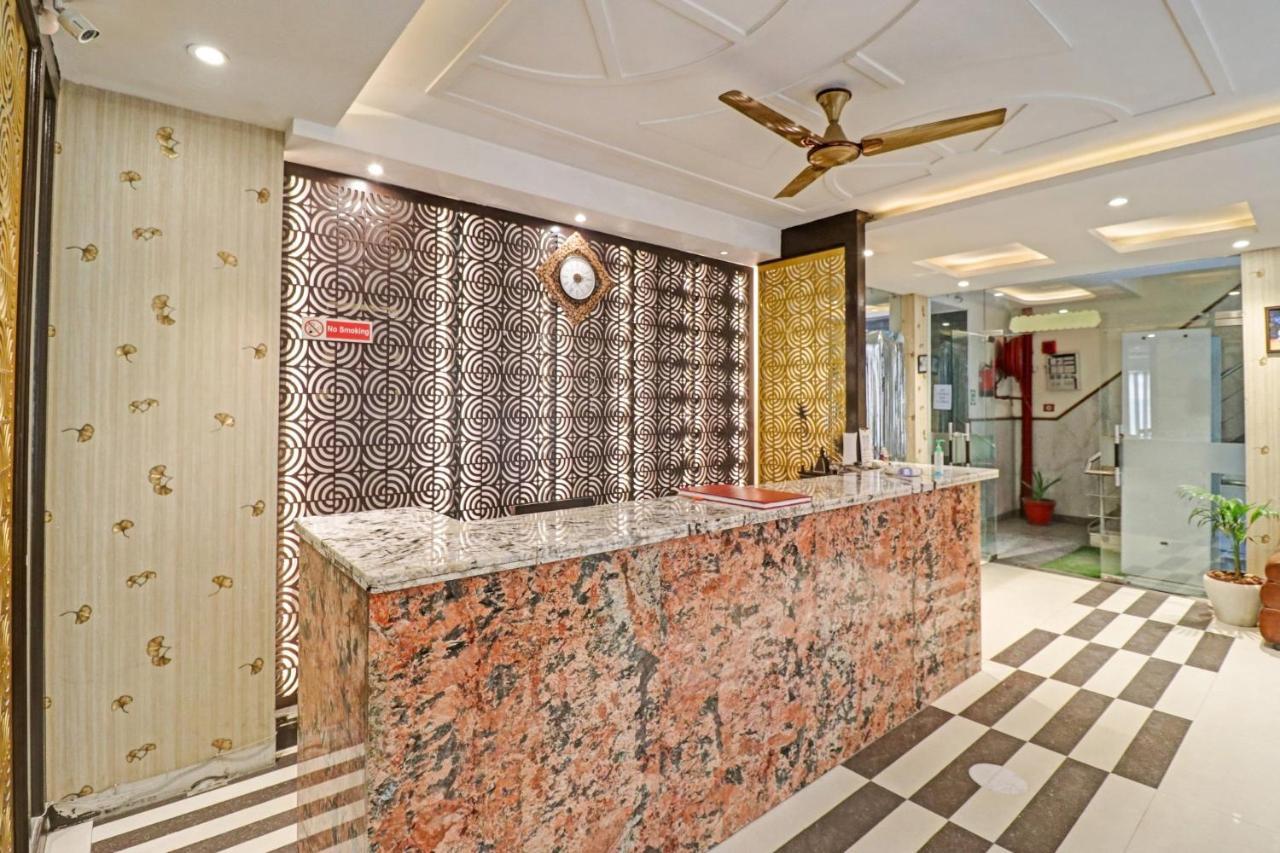 Oyo 23368 Boutique Hotel Paragon Нью-Делі Екстер'єр фото